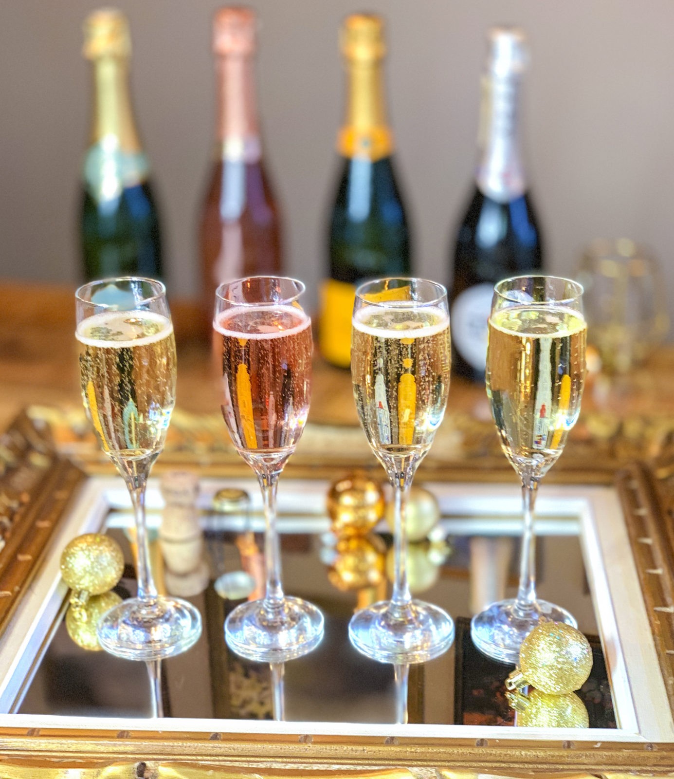 Host A Sparkling Wine Tasting, Perfect For New Year’s Eve – Best Day Of ...